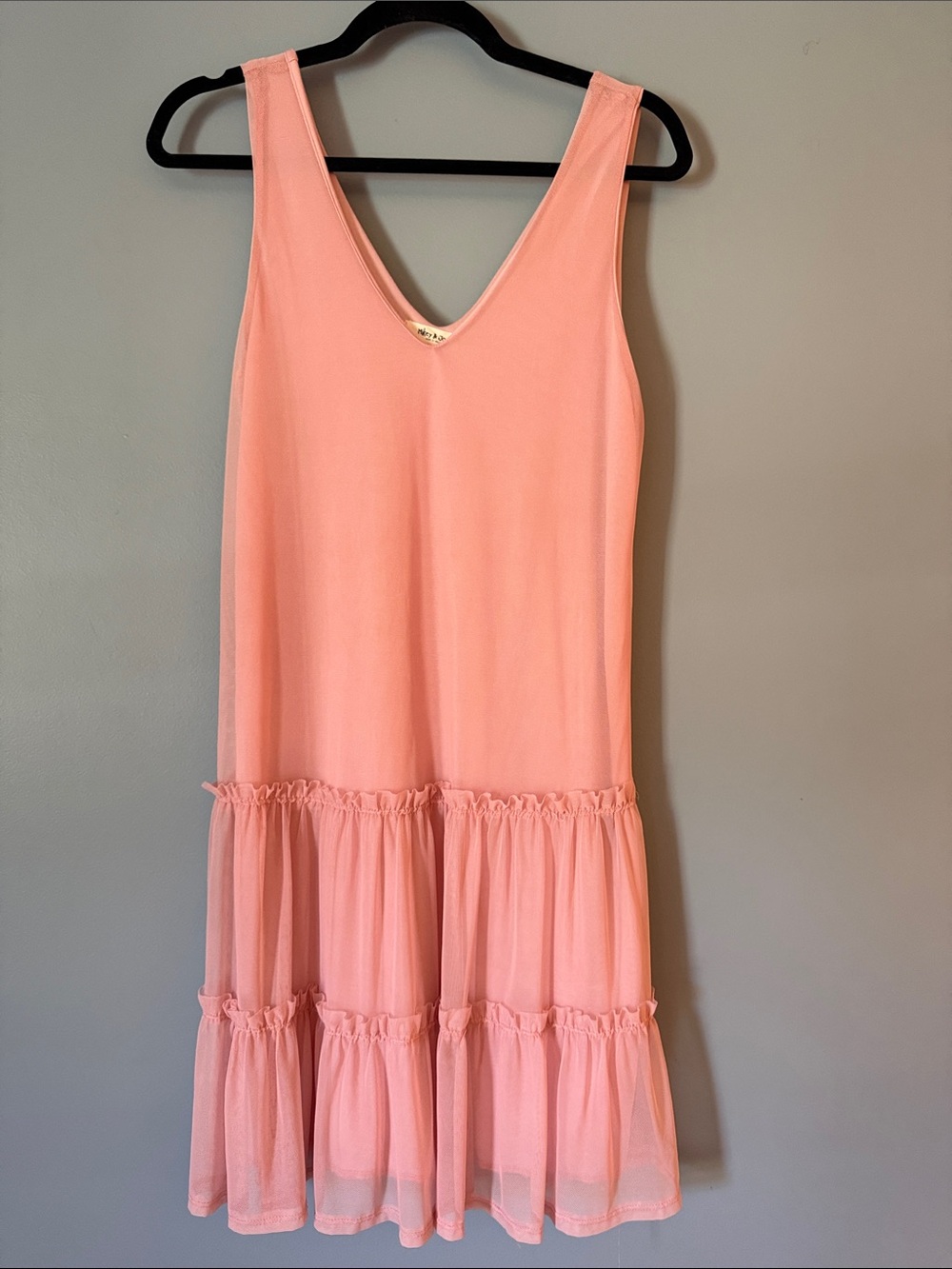 Sleeveless Pink Tiered Dress Size Medium Like New Feminine Simple Layer
